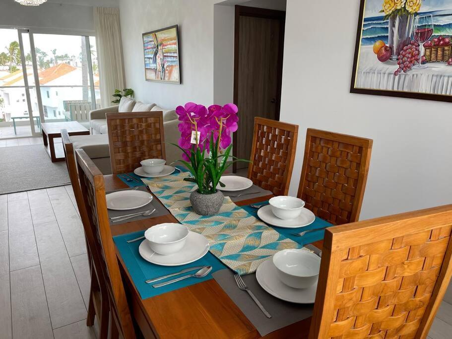 Hermoso Apartamento Con Vista Al Mar! Los Corales 푼타 카나 외부 사진